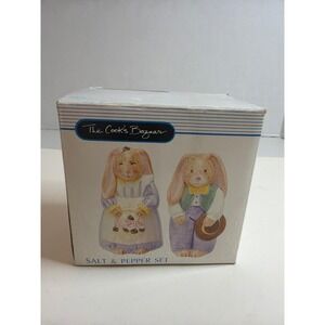 Vintage Cooks Bazaar Stephanie Ceramic Bunny Salt Pepper Shaker Set